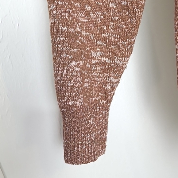 Heathered Contrast Brown with Black Criss-Cross Lace-Up Sweater, Size Large - Picture 5 of 8